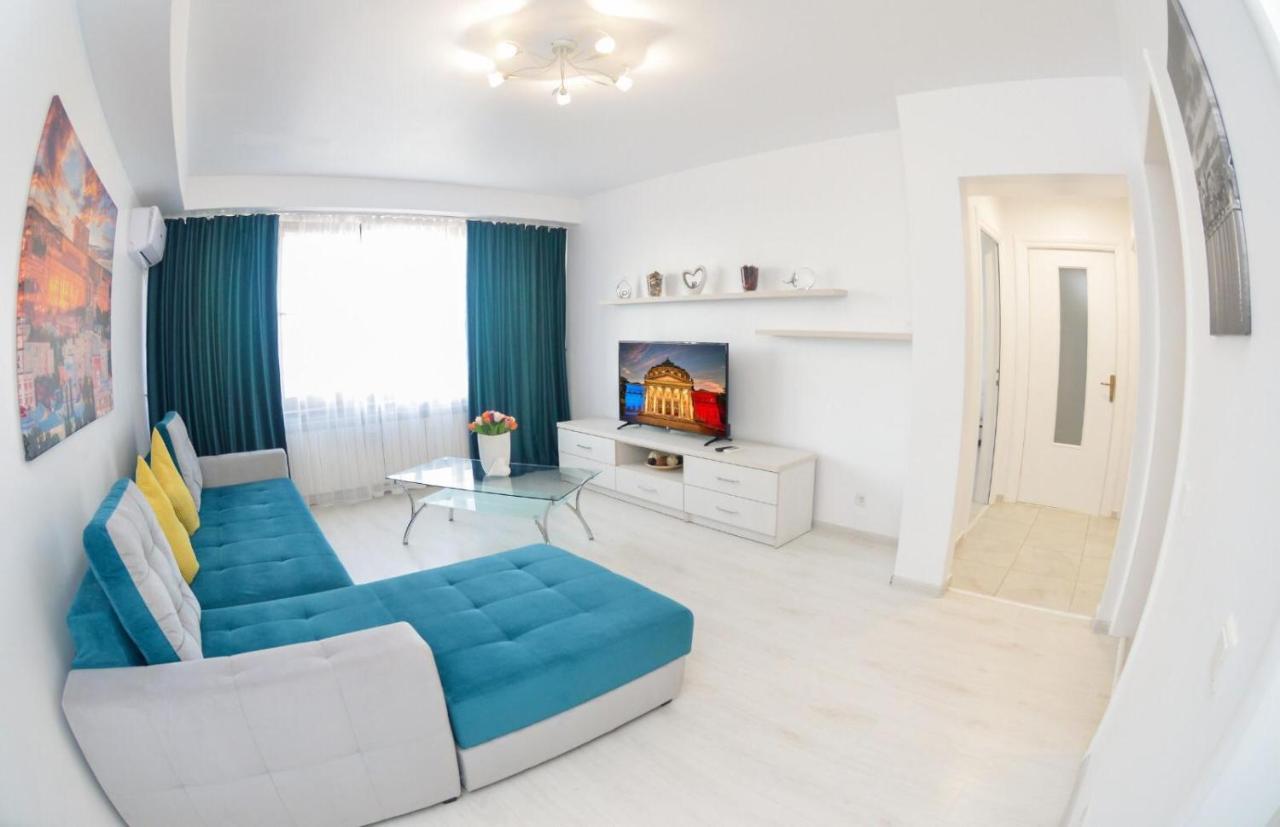 Spacious And Modern Apartment Close To Old City Bukares Bagian luar foto